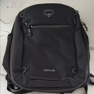 NWOT Osprey Daylite Black Backpack